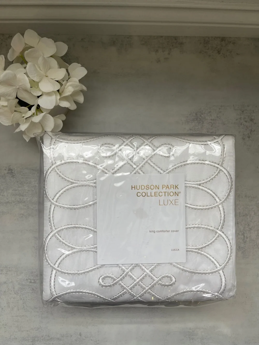 Hudson Park Collection Luxe White Metallic King Duvet Cover